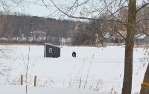 Respect the Rideau: Don’t let huts or hockey nets go down with the ice
